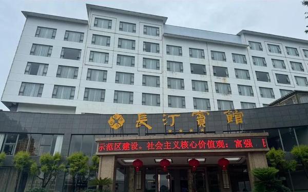 高考前附近的宾馆生气了呢;临别嘱托(1- 2)