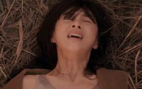 隔壁惊魂打扑克在线_鬼影敲门在线观看